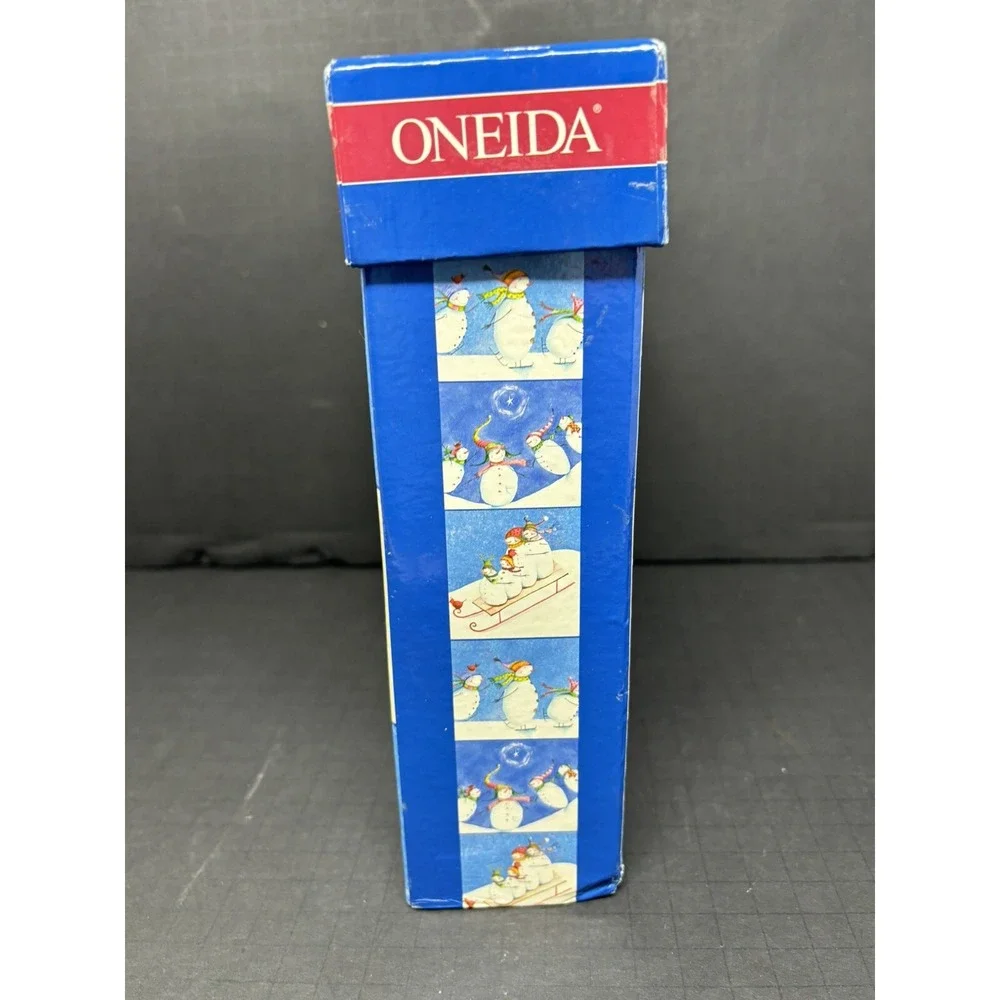 Oneida Snow Family Fun by Debbie Taylor-Kerman Salad or Dessert Plates, Set of 4